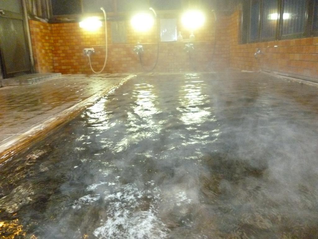 Uotoshi Ryokan Яманучи Екстериор снимка
