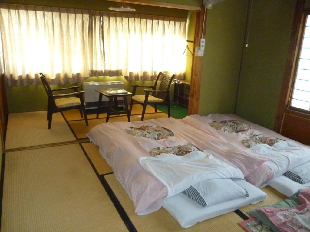 Uotoshi Ryokan Яманучи Екстериор снимка